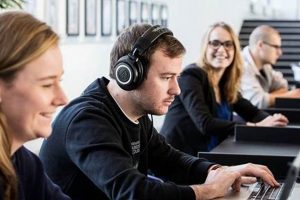 Learn Aerospace Engineering: MOOCs & More | Innovating the Future of Flight with Reliable Aviation Solutions